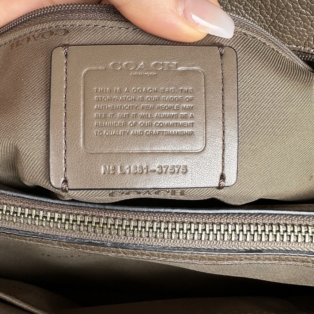 Coach Mercer Metallic Grey Triple Compartment Bag  W/Turnlock Closure 37575 - Picture 10 of 11
